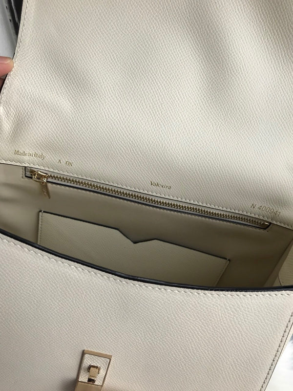 BC - CELINE BAGS - 1348 For Sale