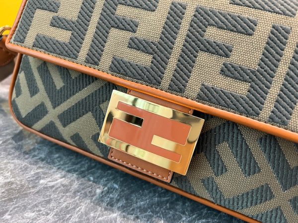 BC - FENDI BAGS - 266 Supply