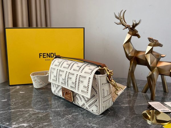 BC - FENDI BAGS - 278 on Sale